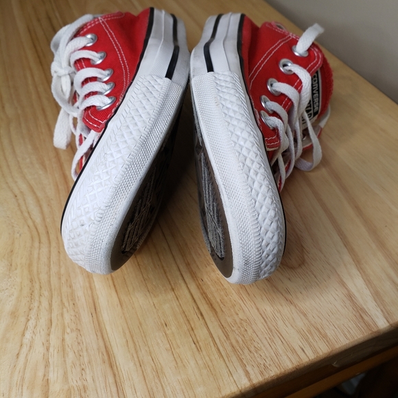 Converse all star chuck Taylor low top shoes. - Picture 7 of 8